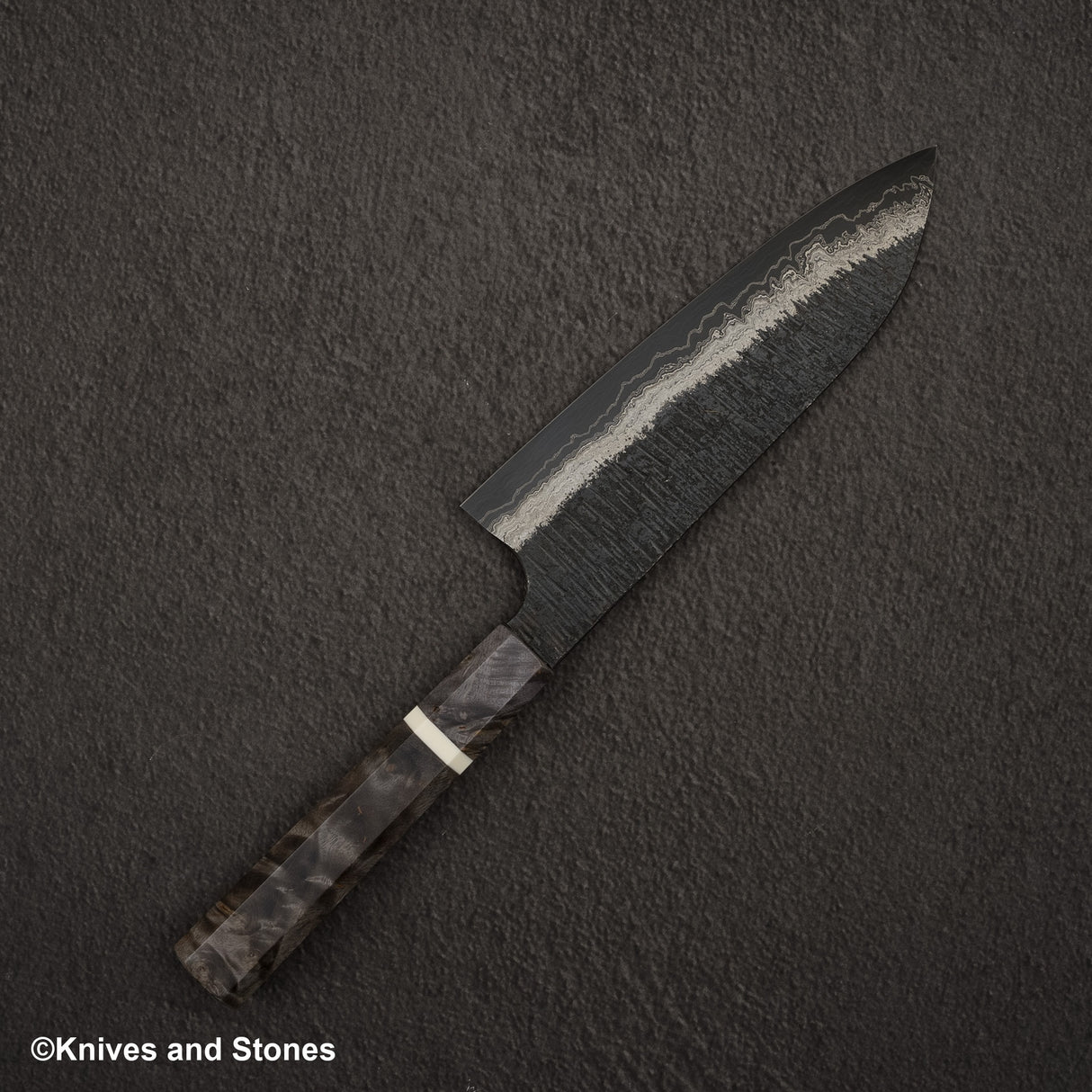 Hatsukokoro Itadaki Blue2 &amp; White2 雙核大馬士革 Tsushime Santoku 180 mm 帶 Saya