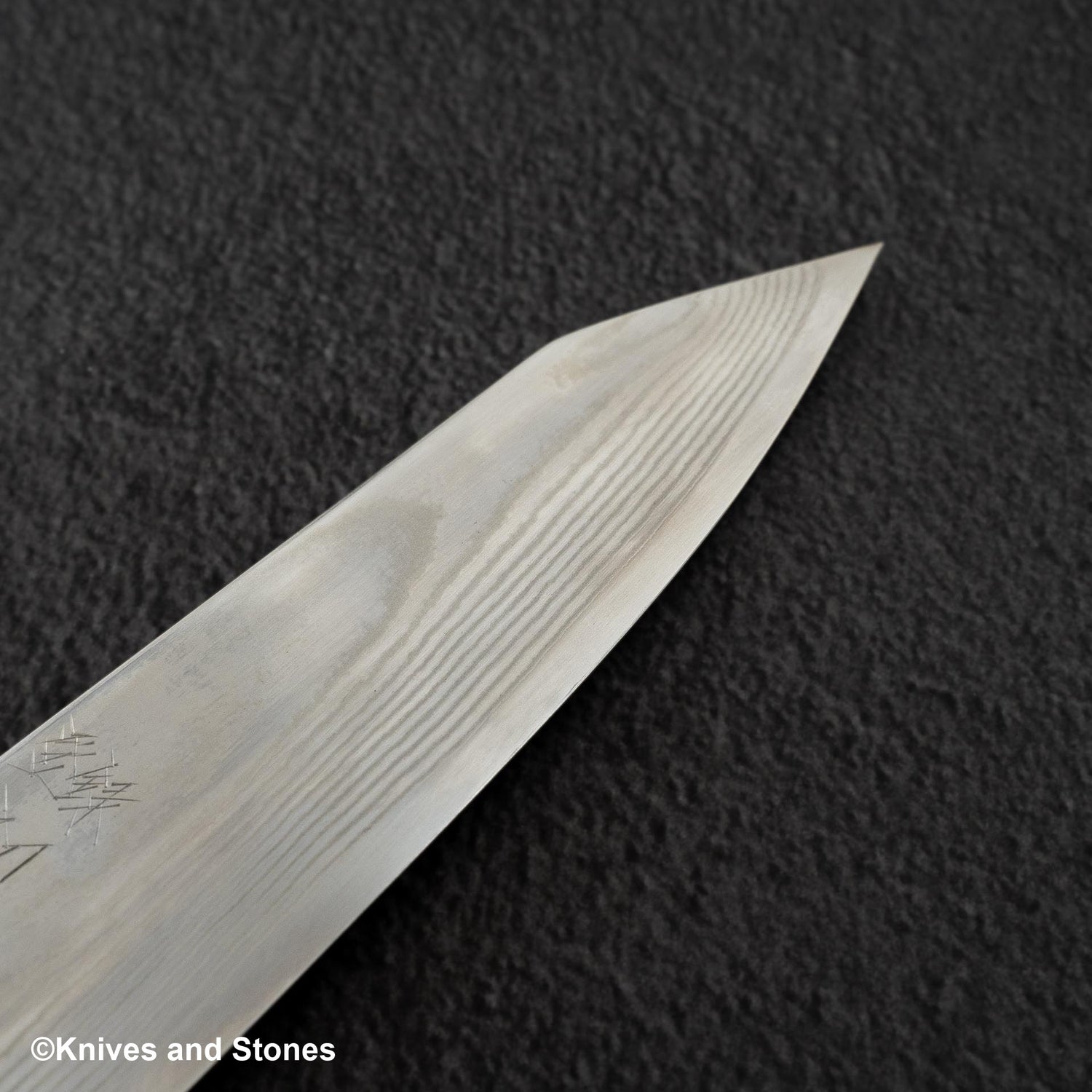 Hatsukokoro Ginso Ginsan 鎳大馬士革文化 180mm 黑色 Chacate