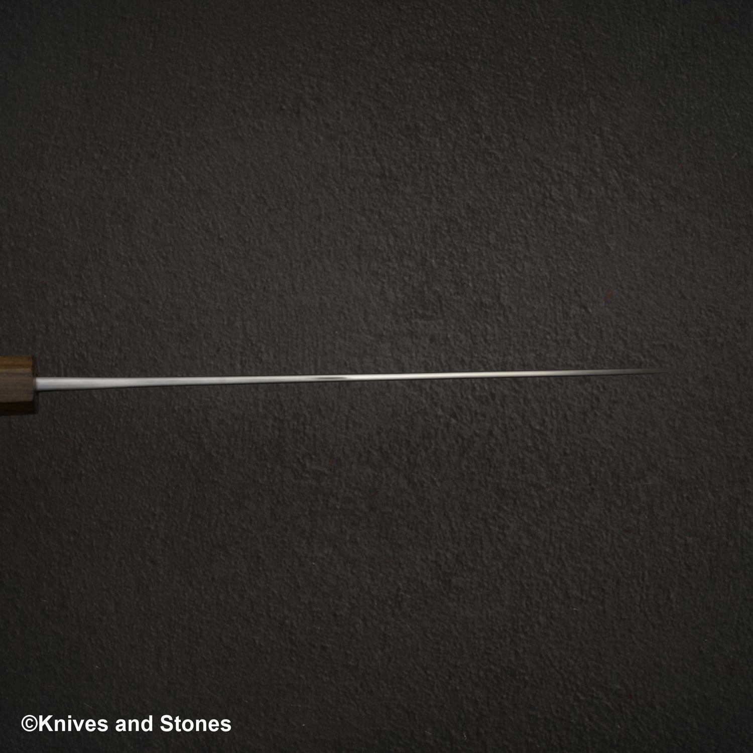 Hatsukokoro Kurokaze Blackwind 白色 2 Gyuto 210mm 不鏽鋼包層