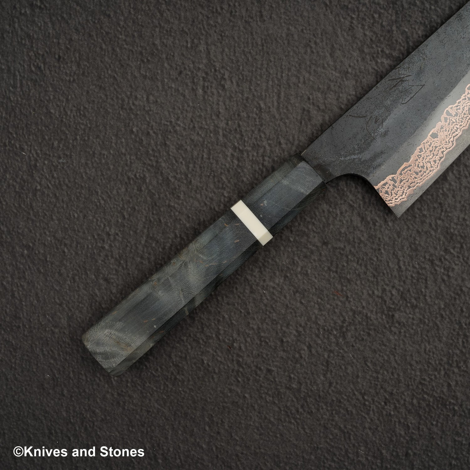 Hatsukokoro x Nigara Yorokobi SLD Copper Damascus Santoku 180mm Birch Handle