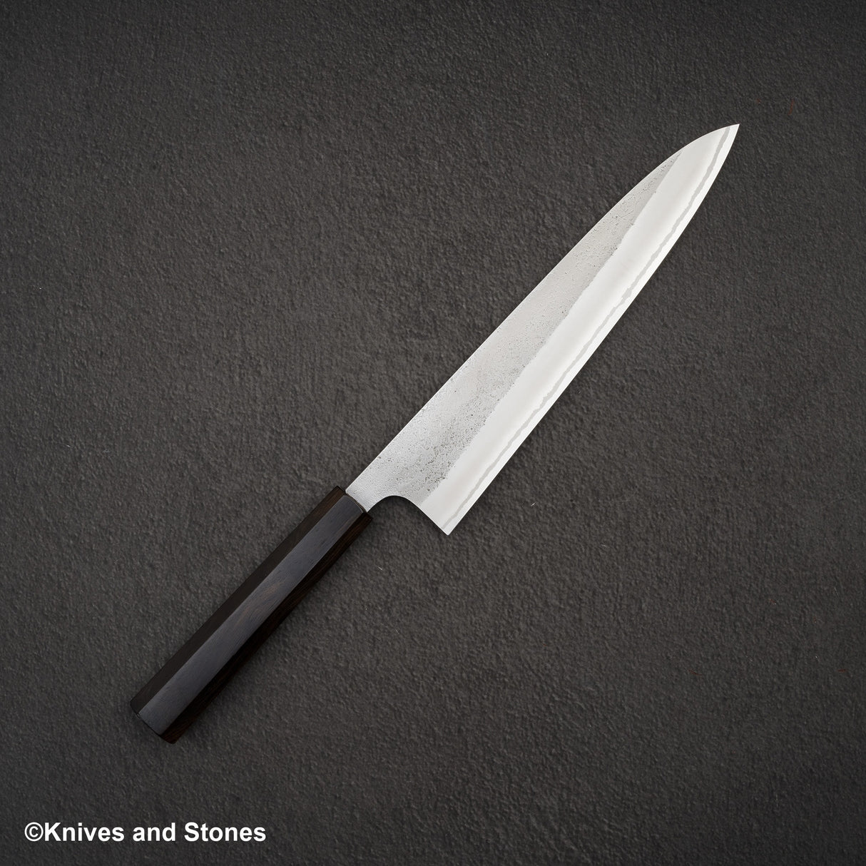初心 x Yoshikane White 2 Nashiji Gyuto 240mm 不鏽鋼包層