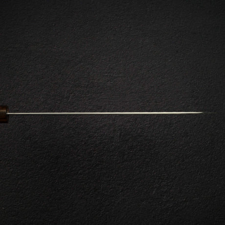 Knives and Stones 岩刃社 Arare SG2 牛刀 210mm，由甲鐵刃物製作，搭配黑色炭燒刀柄