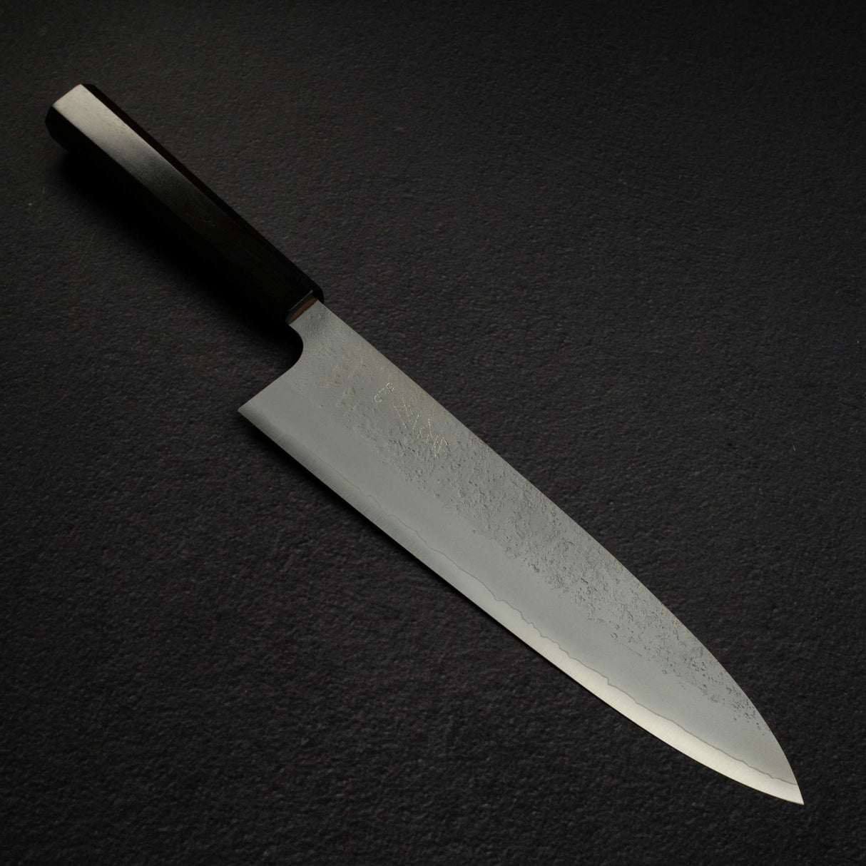 Knives and Stones 岩刃社 Yuepo SLD 梨地牛刀 240mm，黑檀木刀柄