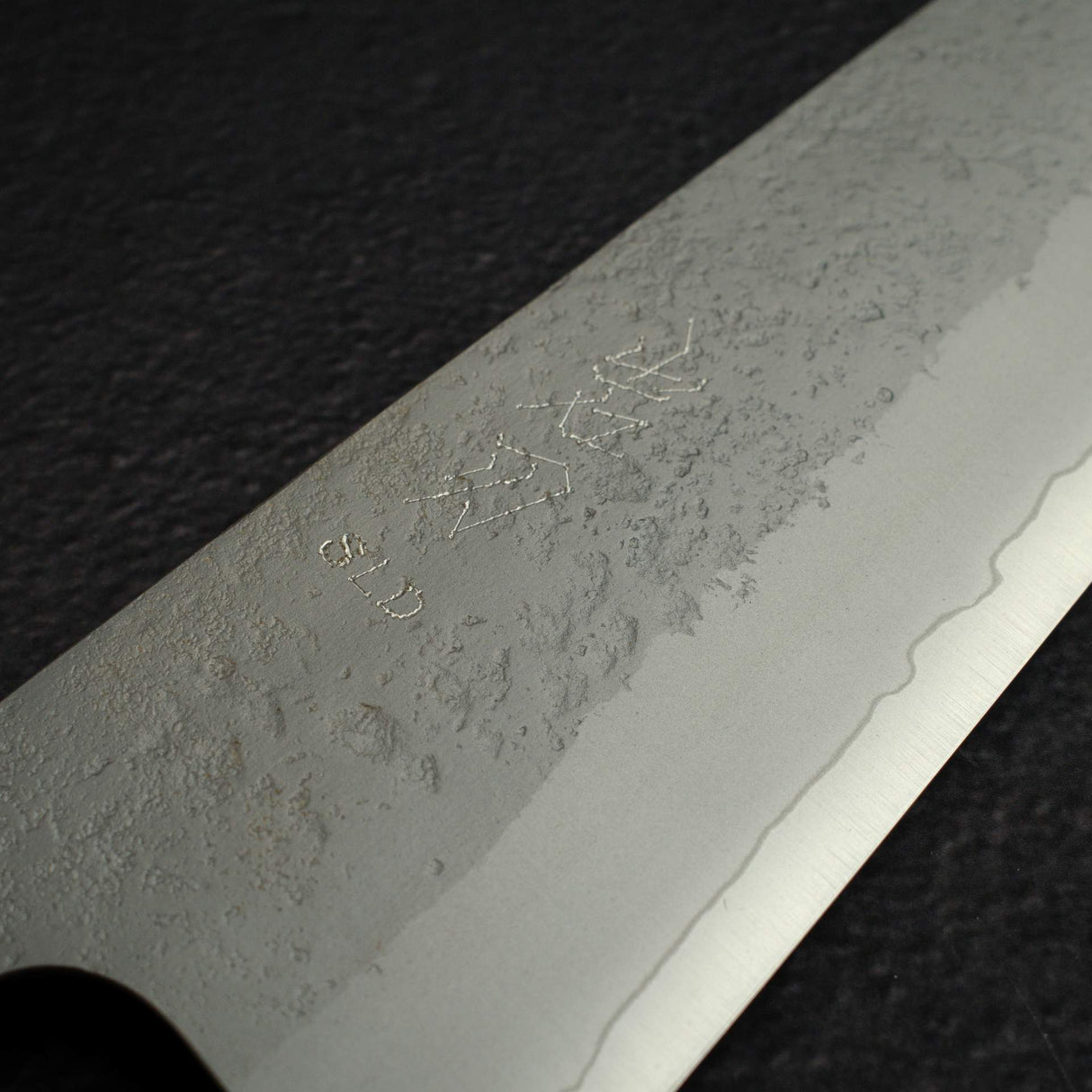Knives and Stones 岩刃社 Yuepo SLD 梨地牛刀 240mm，黑檀木刀柄