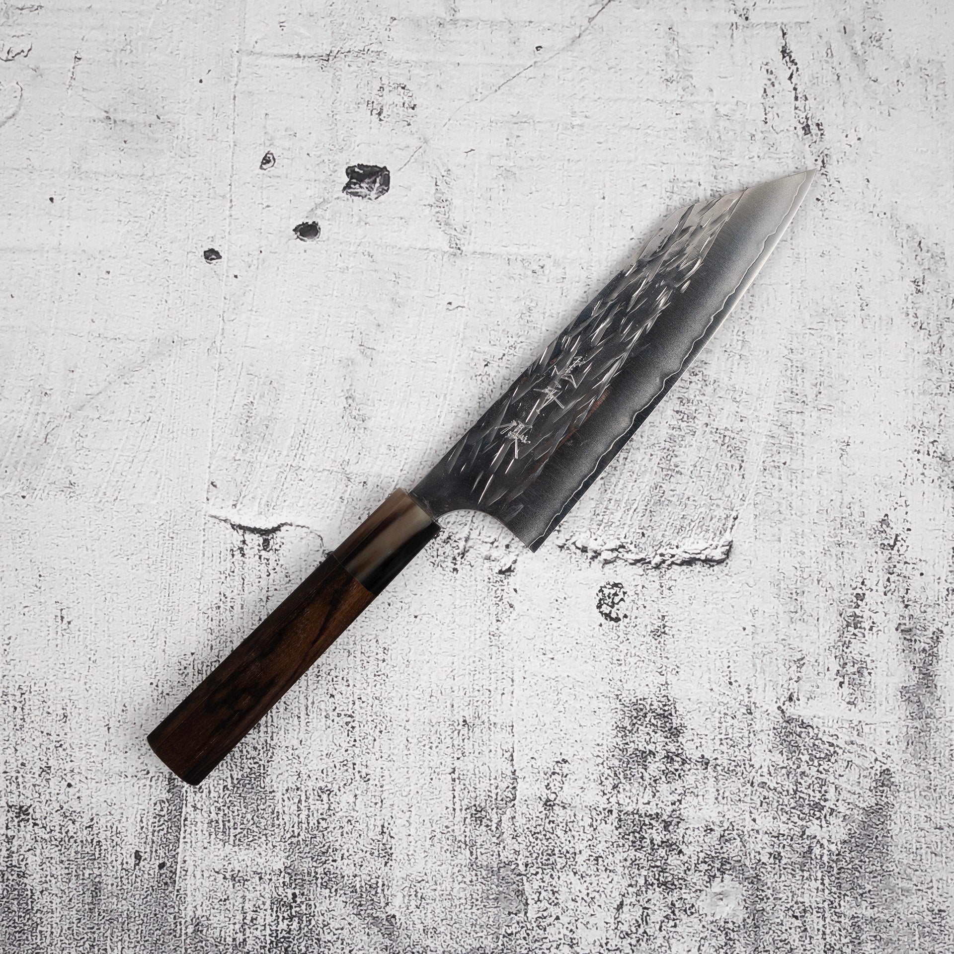 黑﨑打刃物— 武生, Japan | 極致性能，獨特槌目紋。 | SG2鋼、超級青鋼