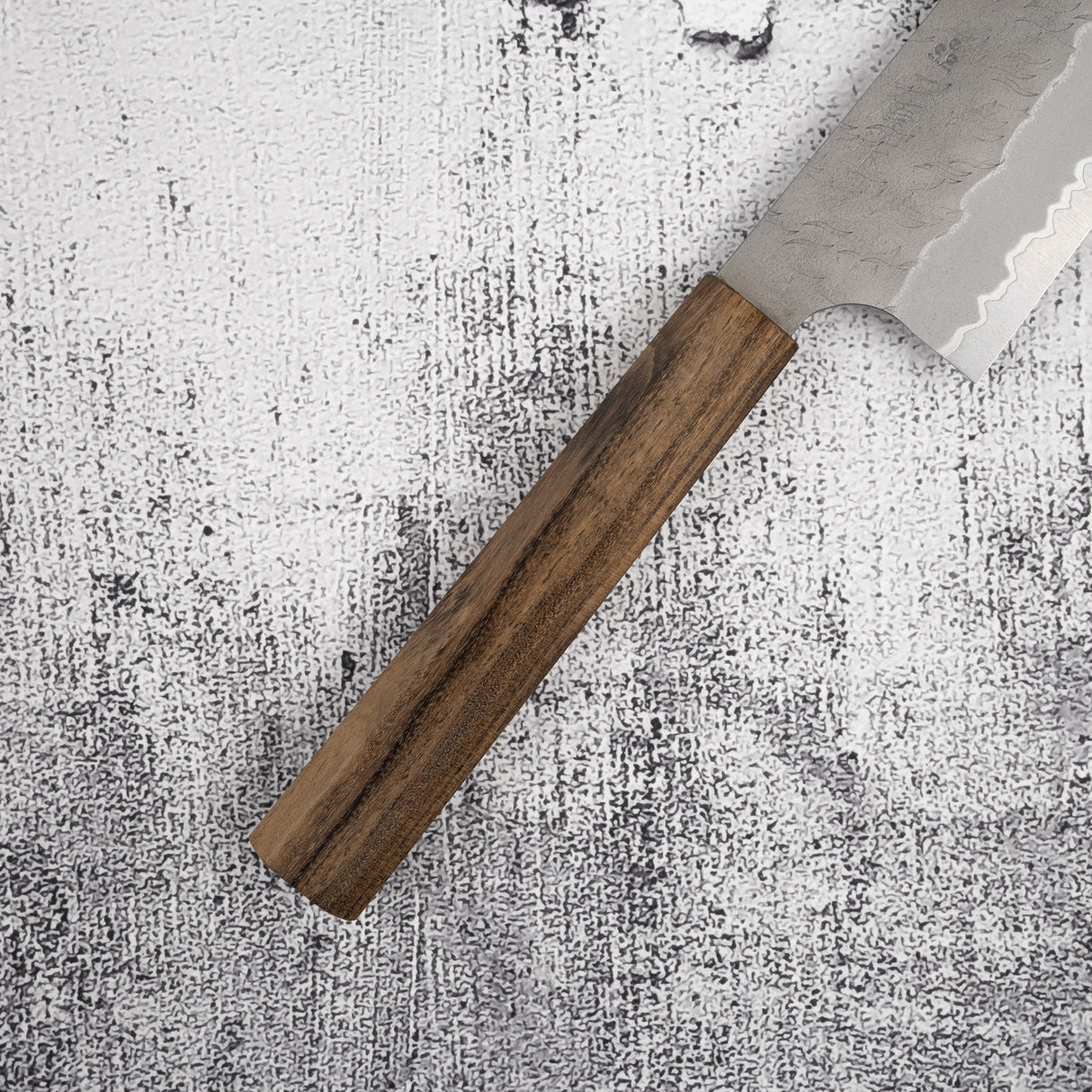 Nigara Aogami（藍色）Super Gyuto 210mm Tsuchime Black Chacate