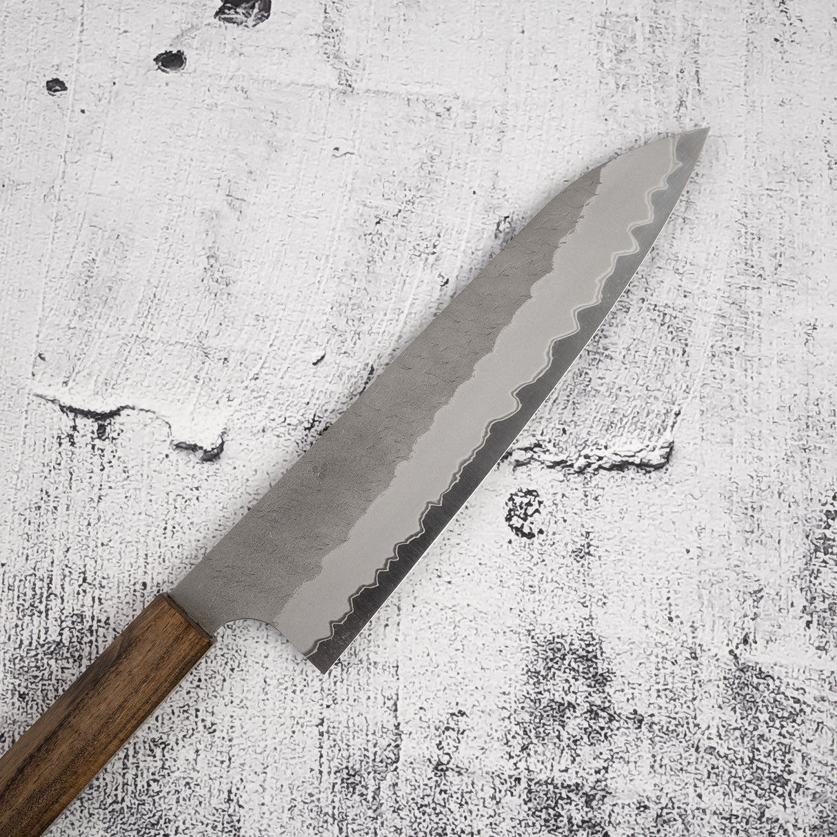 Nigara Aogami（藍色）Super Gyuto 210mm Tsuchime Black Chacate