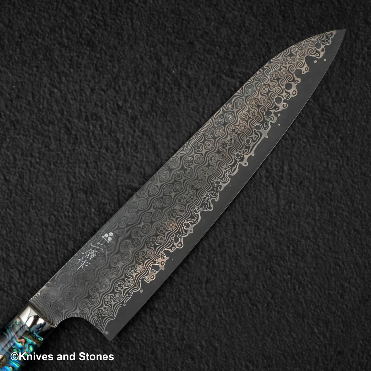 Nigara Anmon（暗紋）SG2 雨滴大馬士革 Gyuto 240 毫米珍珠母貝鑲嵌手柄
