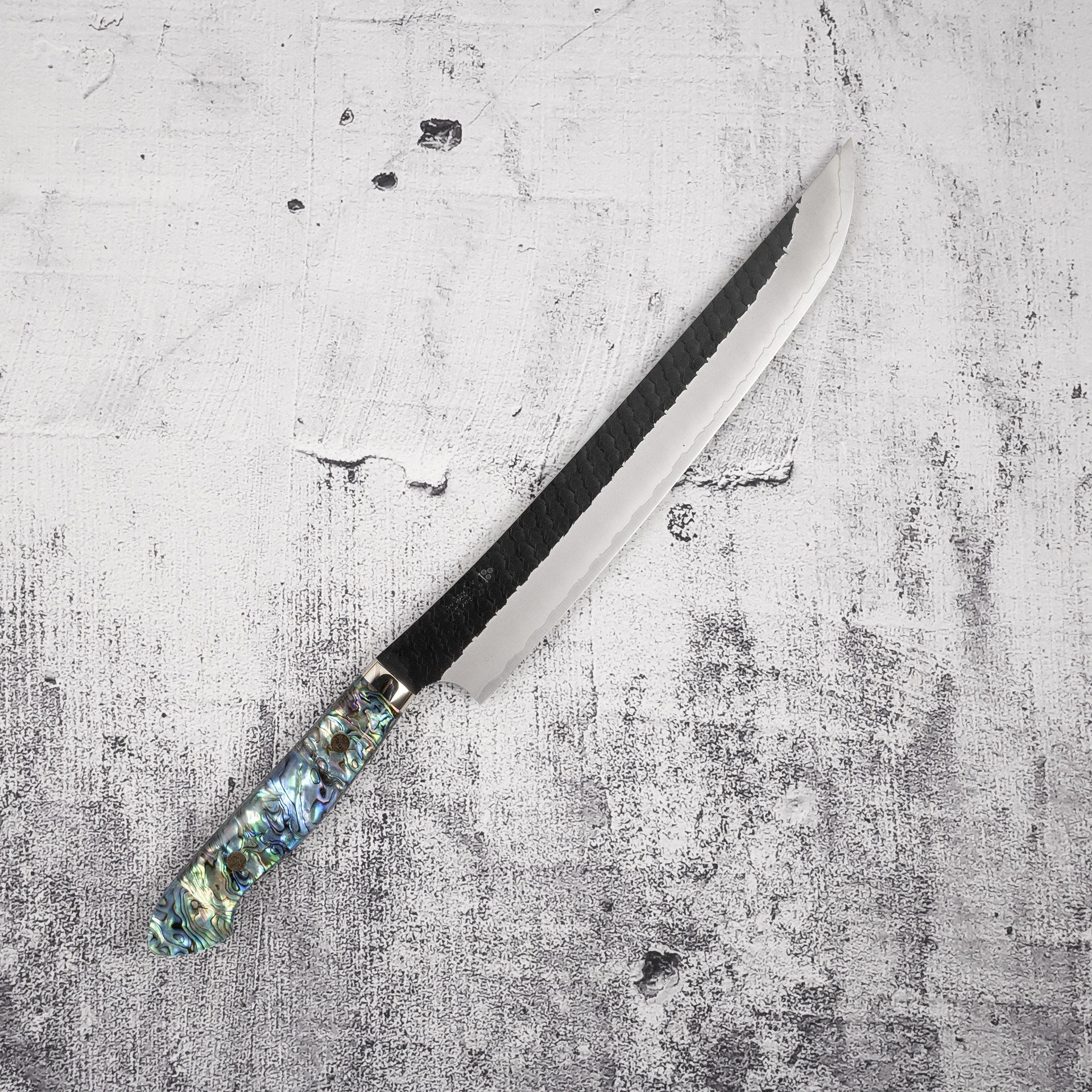 二唐SG2鋼/ SG2粉末高速鋼黑打鎚目筋引240mm 黑檀木柄– Knives and Stones