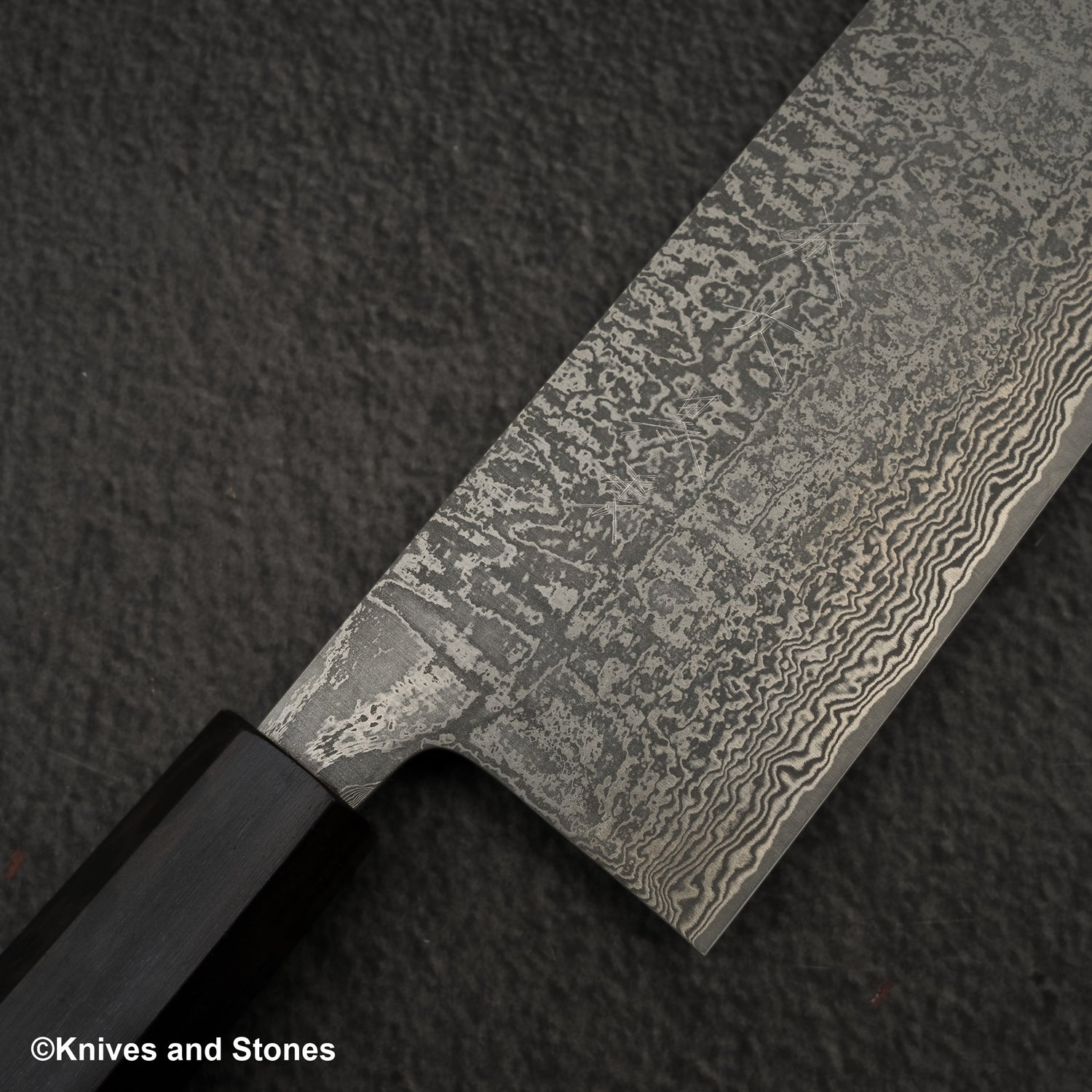Shiro Kamo Kurokumo SG2 Black Damascus Nakiri 180mm Ebony