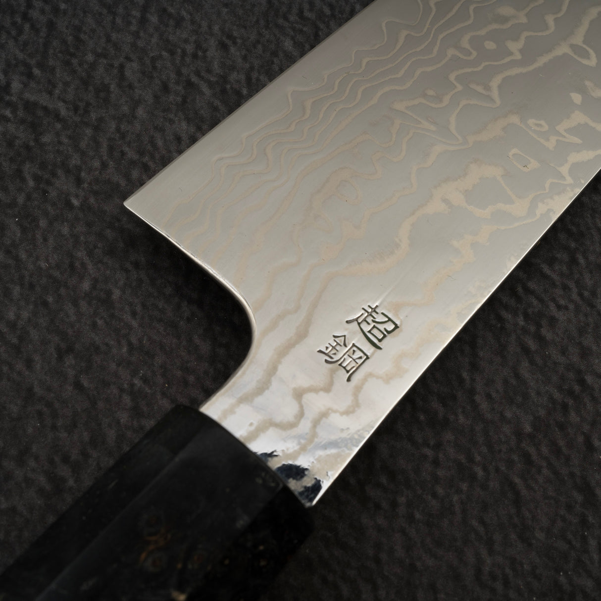 Sukenari ZDP-189 大馬士革牛刀 240 毫米樺木瘤柄
