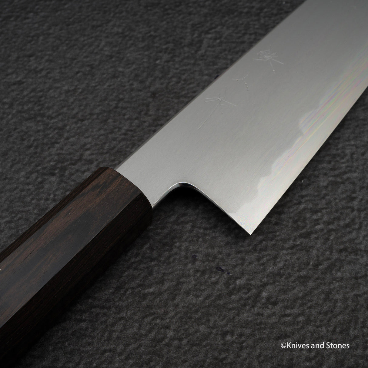 Tetsujin Blue 2 Kasumi Gyuto 210mm 烏木手柄