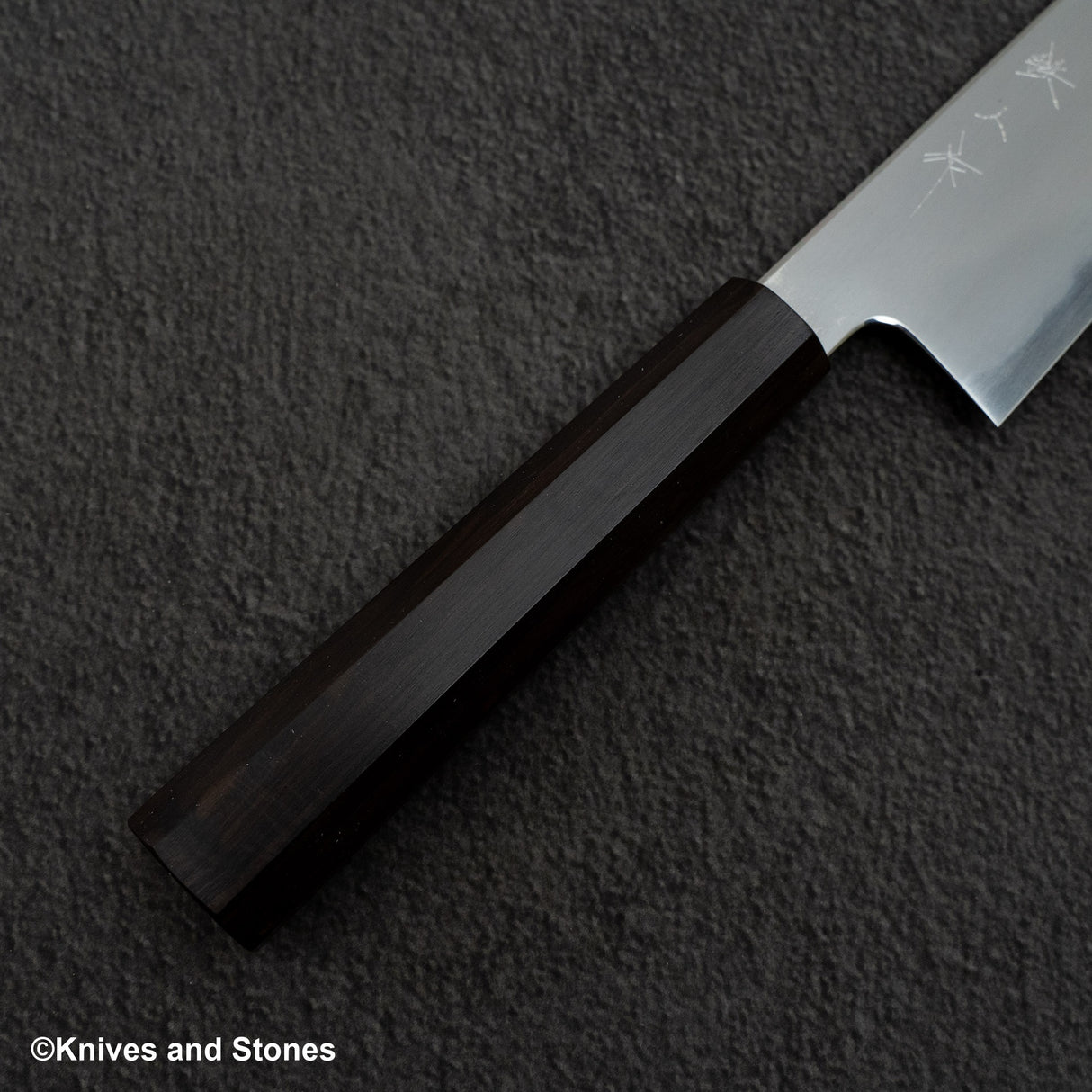 鐵人藍 2 霞牛斗 240mm 烏木