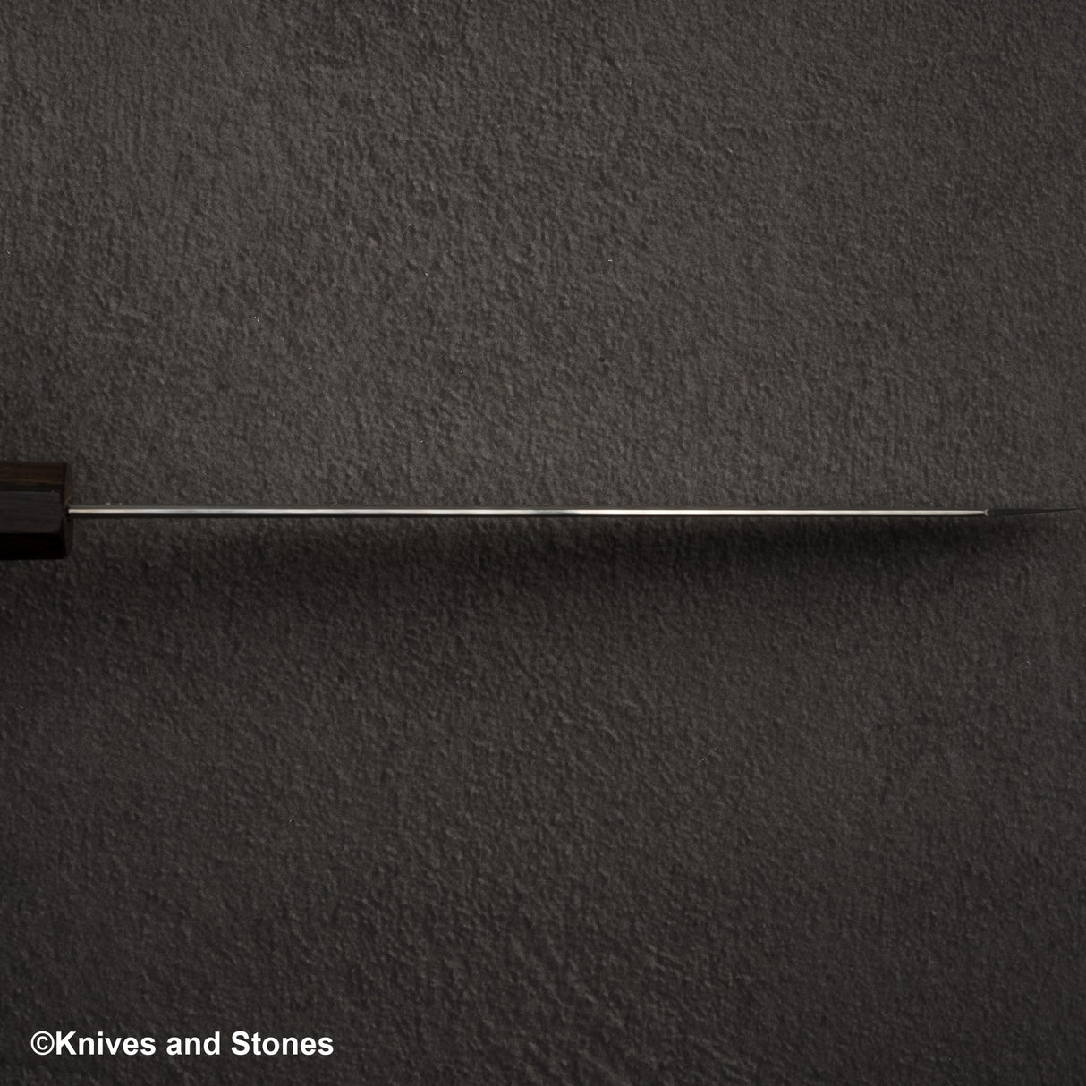 Tetsujin Ginsan Ukiba K-tip Gyuto 240mm 烏木手柄