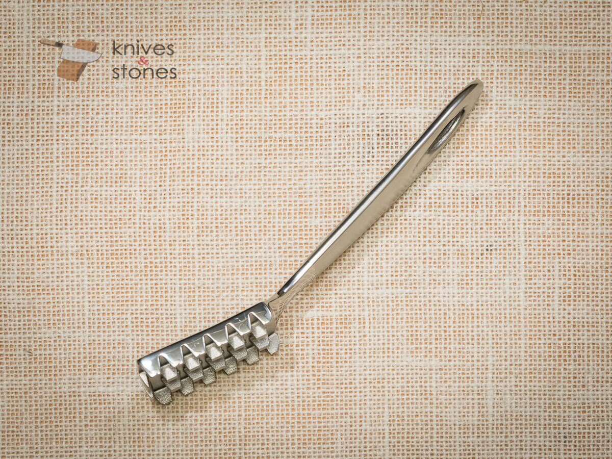 Tojiro 不鏽鋼魚鱗器 F-640