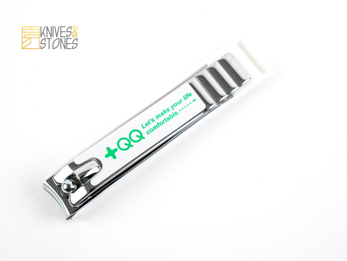 GreenBell Nail Clipper with Catcher (Medium Size) QQ-101